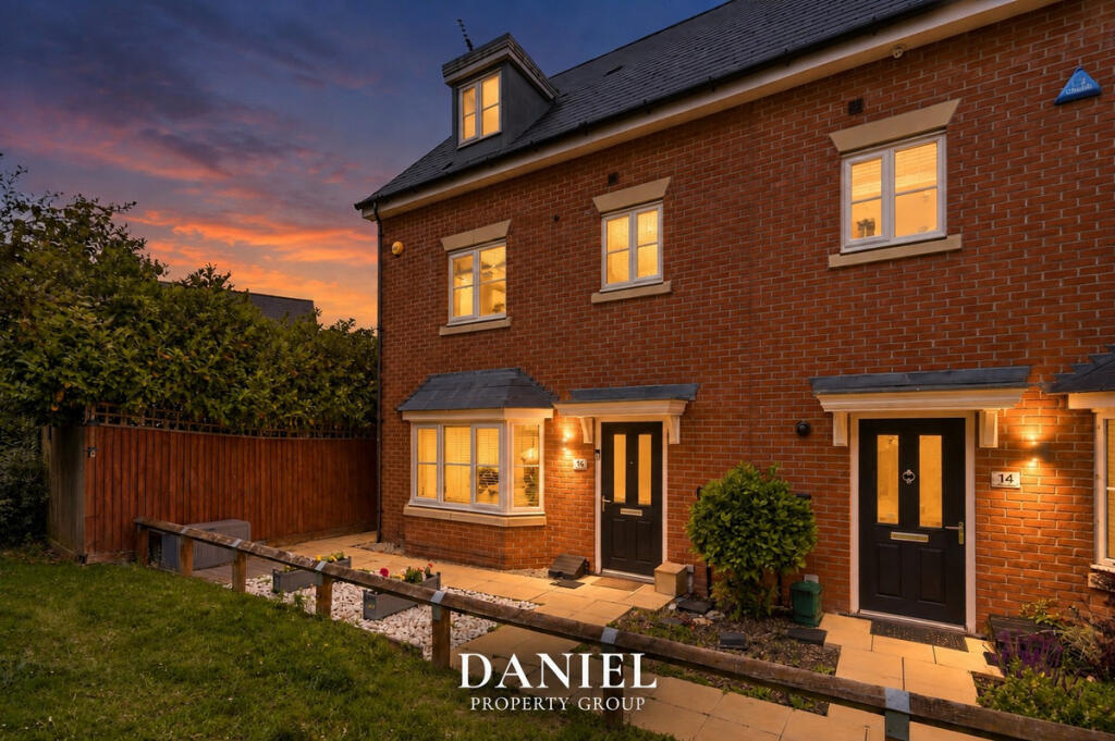 Main image of property: Dulwich Avenue, Dunton Fields, Laindon, SS15