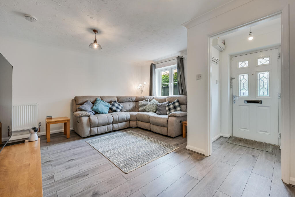 House in Chelmsford, Sandon - More