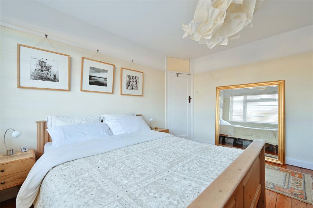 Additional image 10 of Oakwood Drive, St. Albans, Hertfordshire