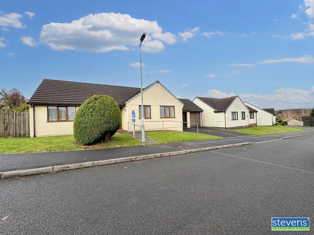 3-bed detached on Abbey Rise, Okehampton, Devon, EX20, £350,000