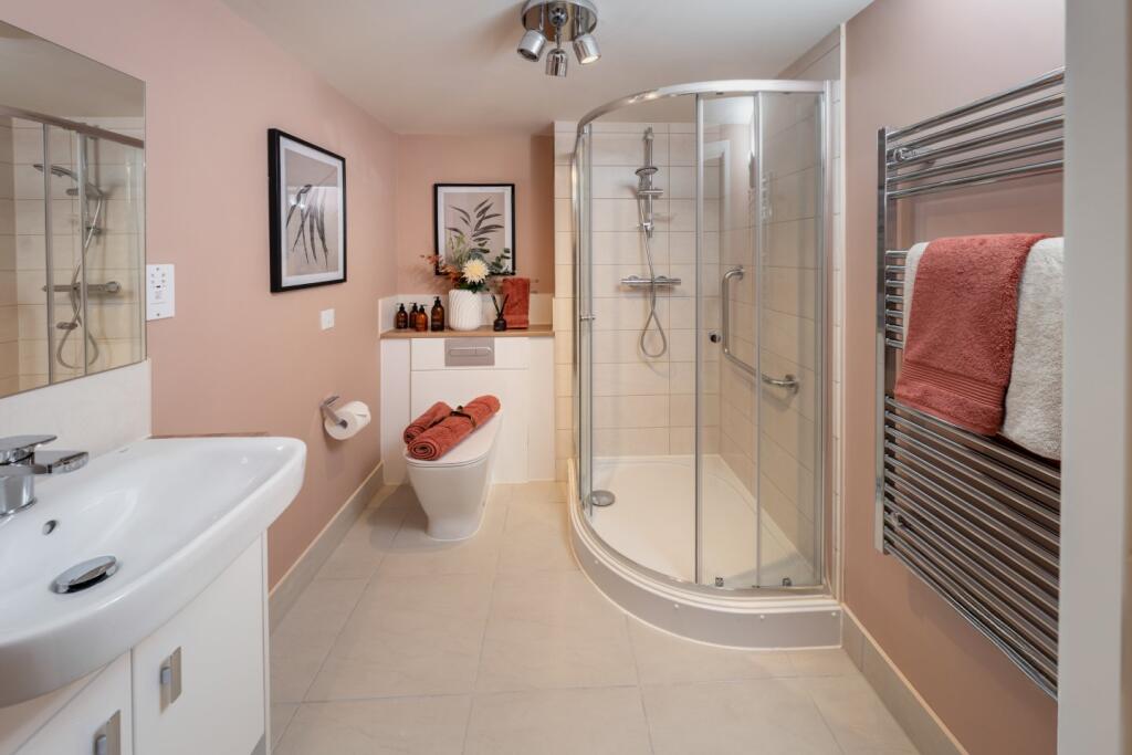Apartment in Tonbridge - More
