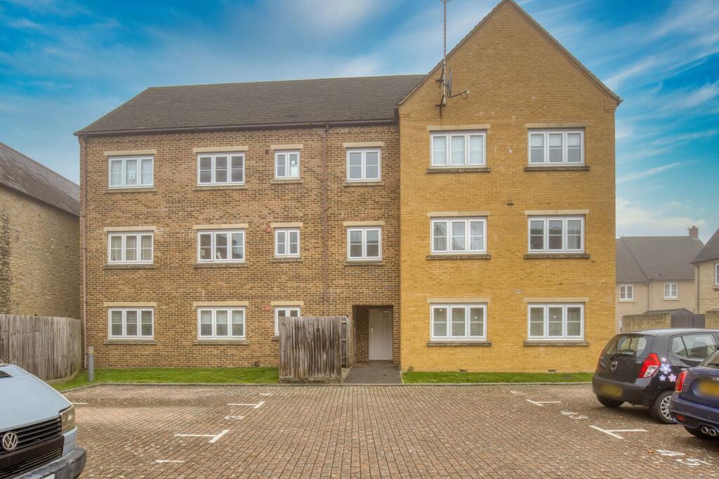 2-bed flat on Priory Mill Lane, Witney, OX28, £220,000