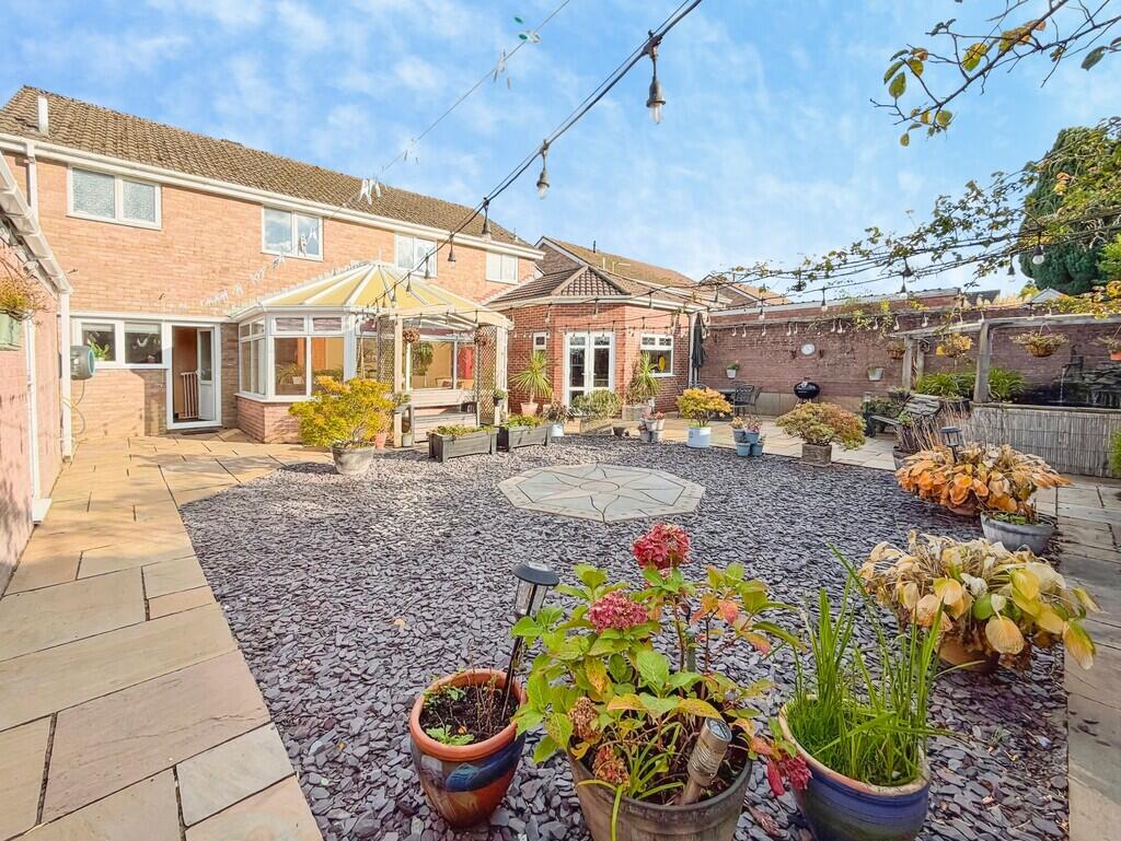 House in Cardiff - View 2