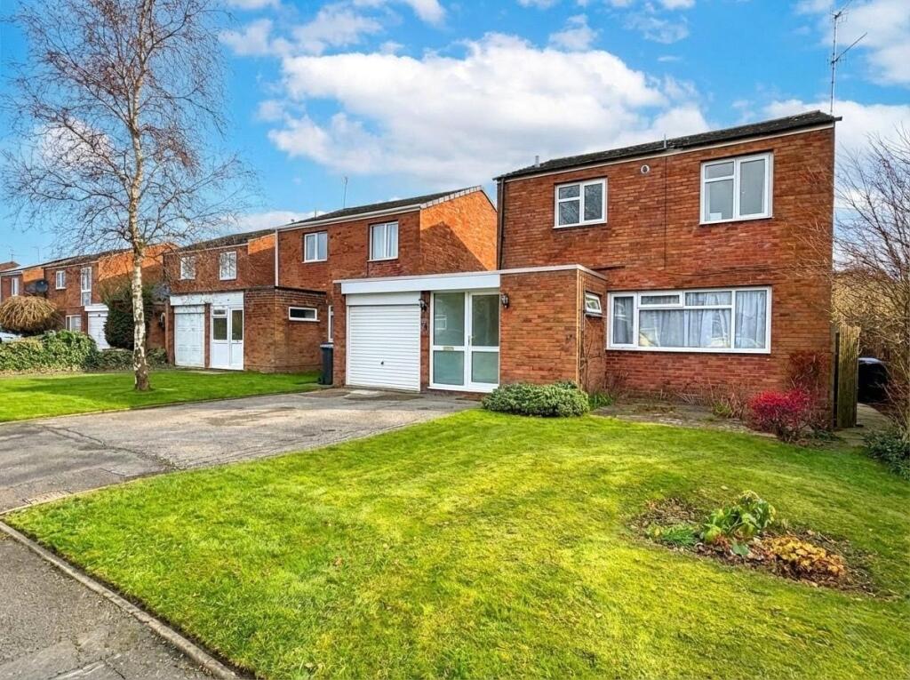 Main image of property: Drayton Avenue, Stratford-upon-Avon, Warwickshire, CV37