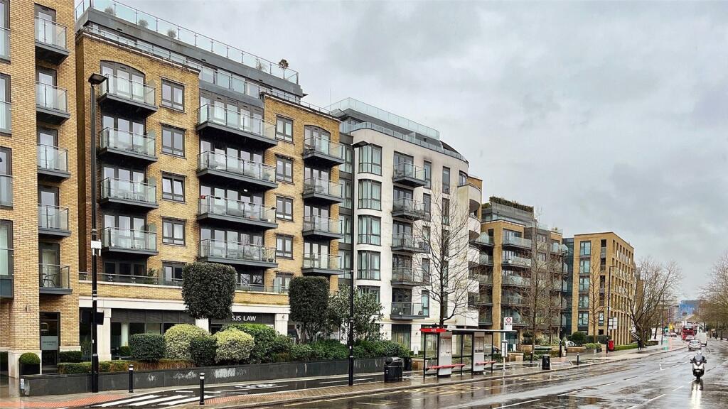 Main image of property: Kew Bridge Road, Brentford, London, TW8