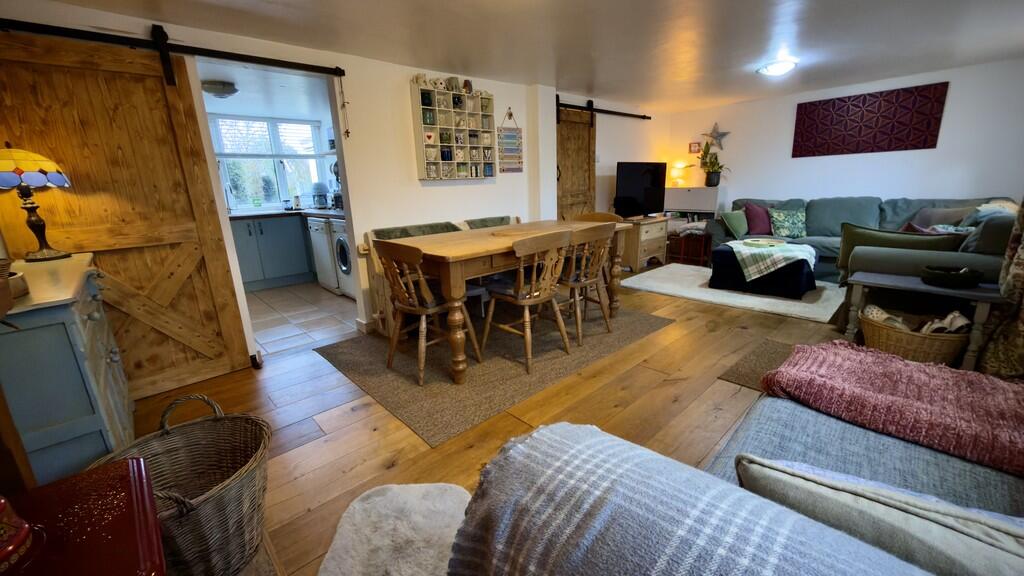 South View Cottages, Maysgreen Lane photo 3