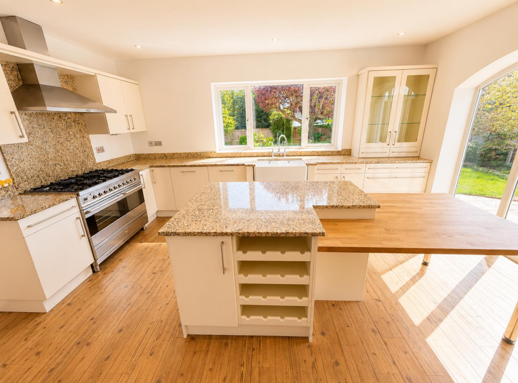 Fieldway, Heswall, Wirral photo 4