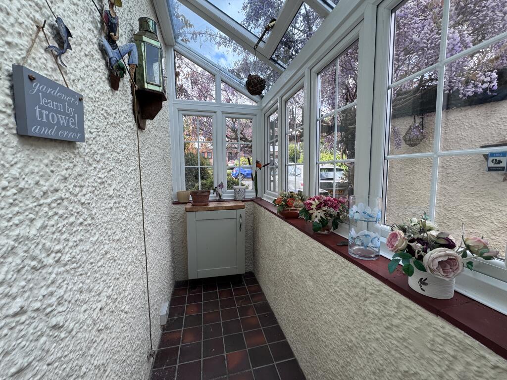 Hillcrest Road, Purley, Sutton photo 4