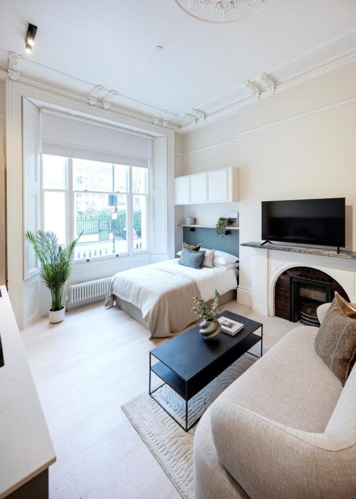 Studio flat for rent