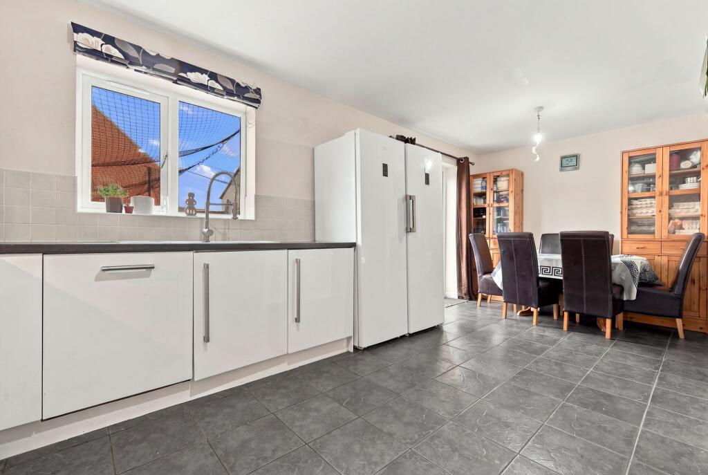 House in Stevenage - View 3