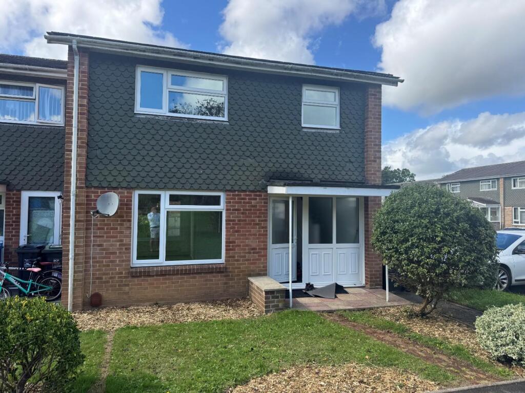Main image of property: Selkirk Close, Wimborne
