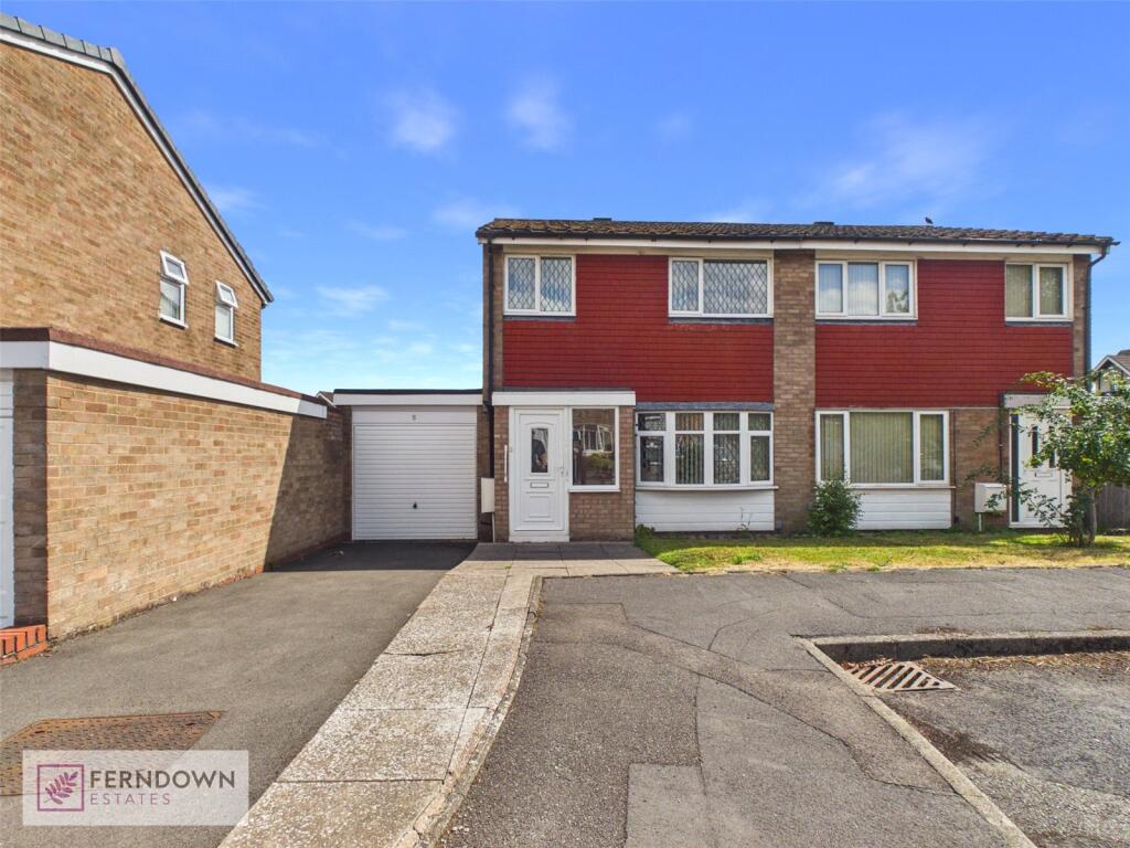 Main image of property: Settle Croft, Chelmsley Wood, Birmingham, West Midlands, B37