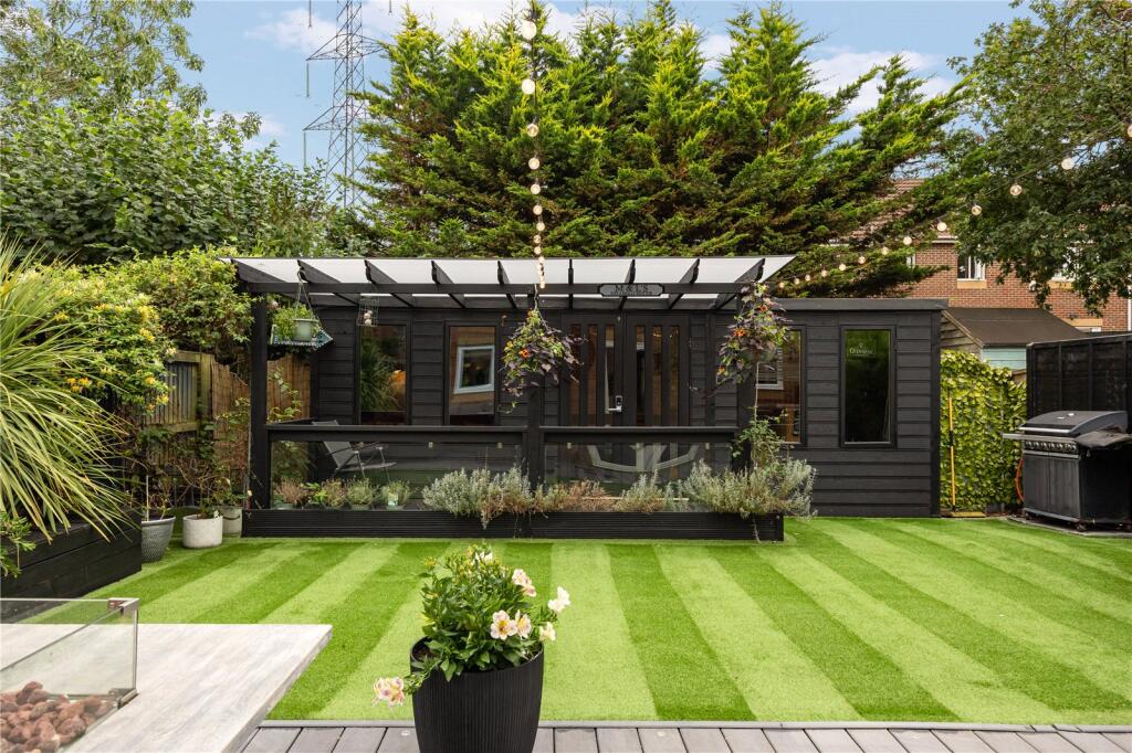 House in Bristol, Lyde Green, Emersons Green - View 3