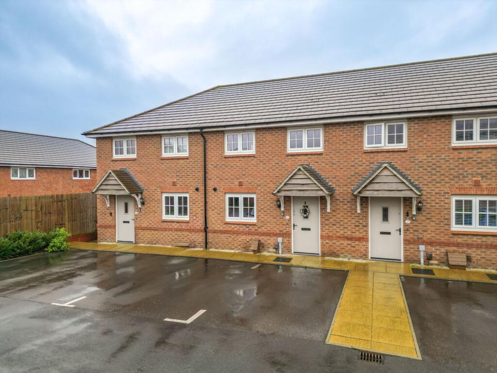 Main image of property: Hadrian Way, Nuneaton, CV11