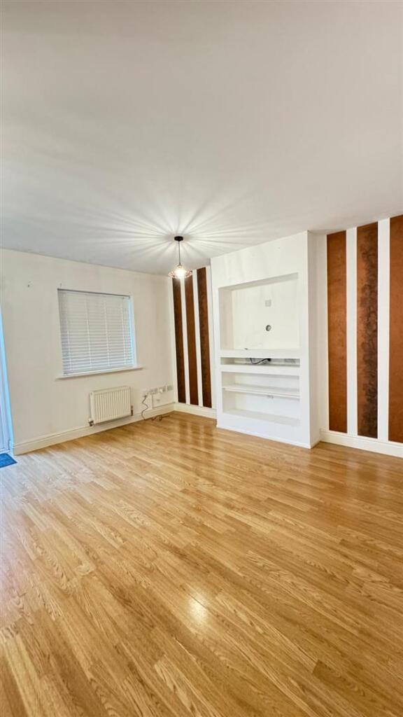 Main image of property: Yeomans Parade, Carlton, Nottingham