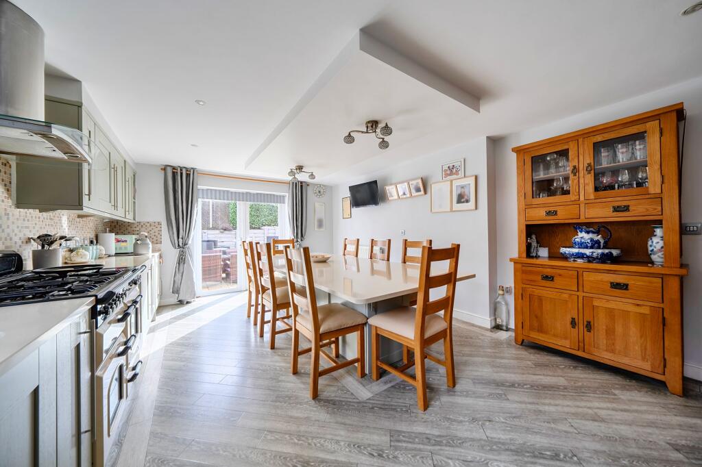 House in Eastchurch, Kingsborough - View 5