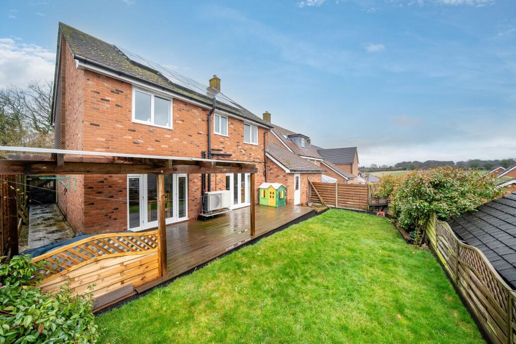 Cowslip Way, Andover, SP11 photo 4