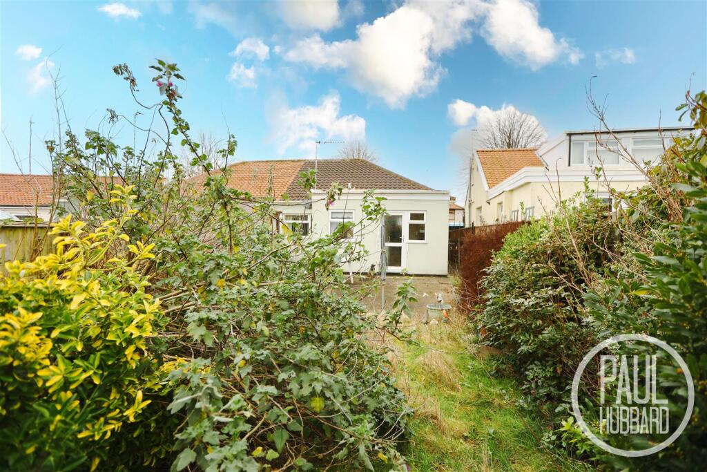 Edgerton Road, Lowestoft, NR33 photo 2