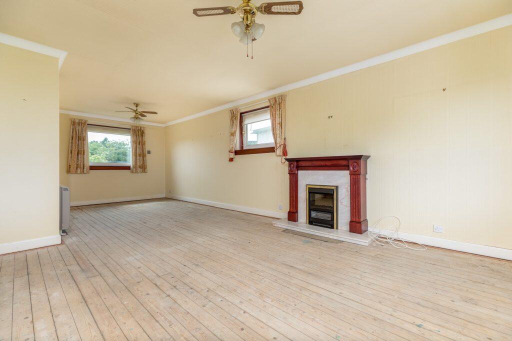 Castleton Court, Castleton Drive, Newton Mearns photo 4