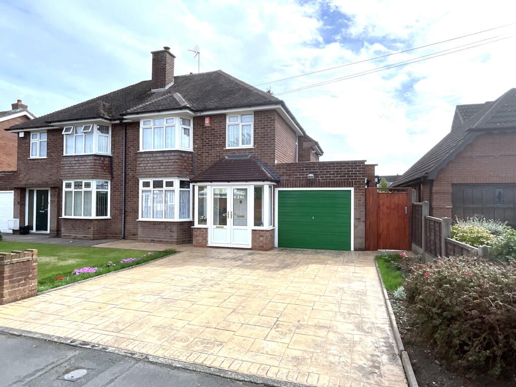 House in Dudley, Hurst Green