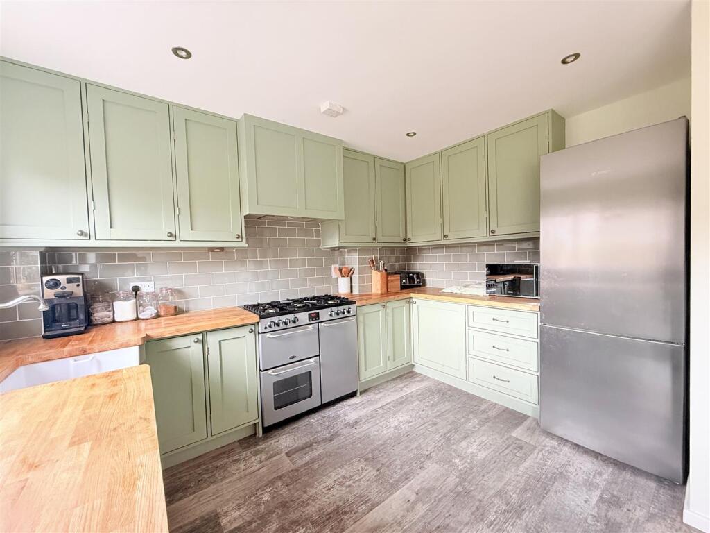Masons Drive, Great Blakenham, Ipswich photo 4
