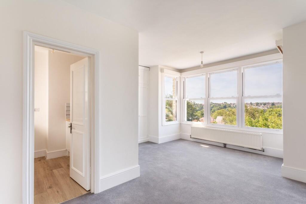 Beaconsfield Villas, Brighton photo 4