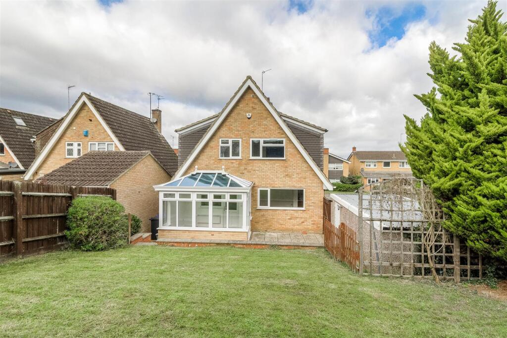 House in Northampton - View 3
