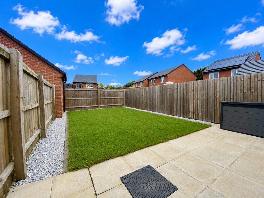 Maul Field Close, Crewe - View 2