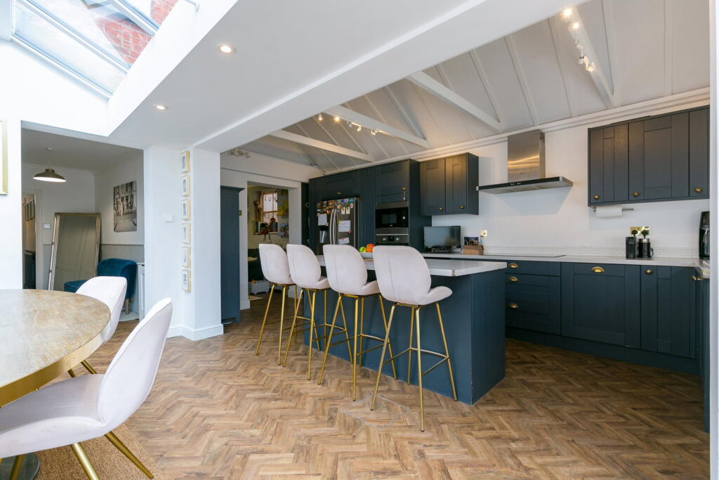 House in Waverley, Bramley - View 5