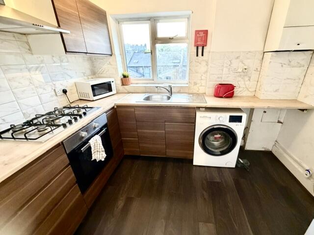 Apartment in London - View 4