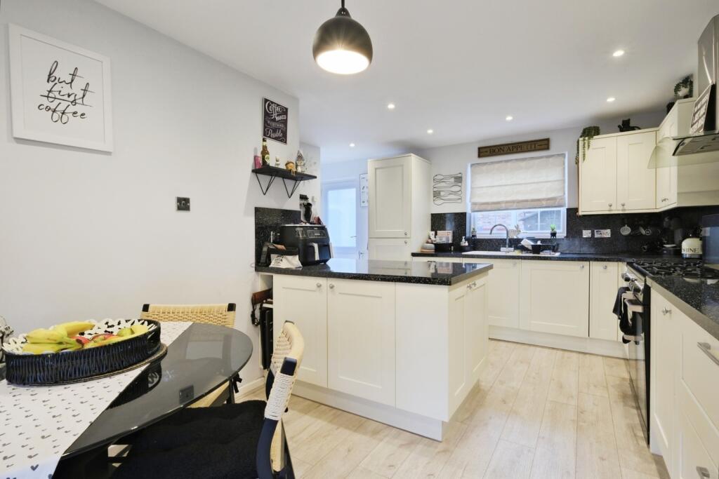 House in Gosport, Hampshire - View 2