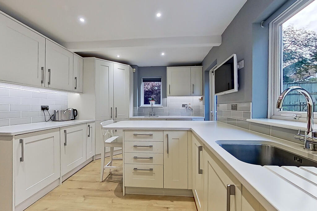 House in Sutton Coldfield, Maney - View 3