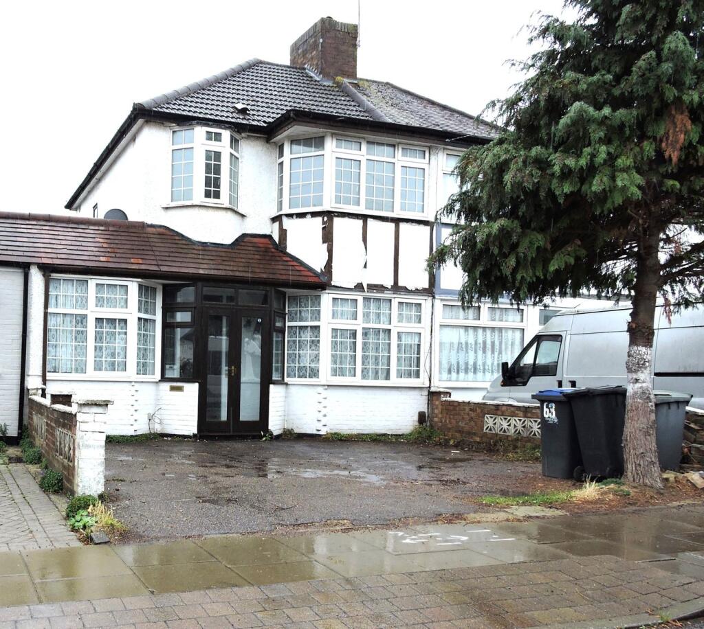 Main image of property: Cedar Avenue, Enfield, EN3