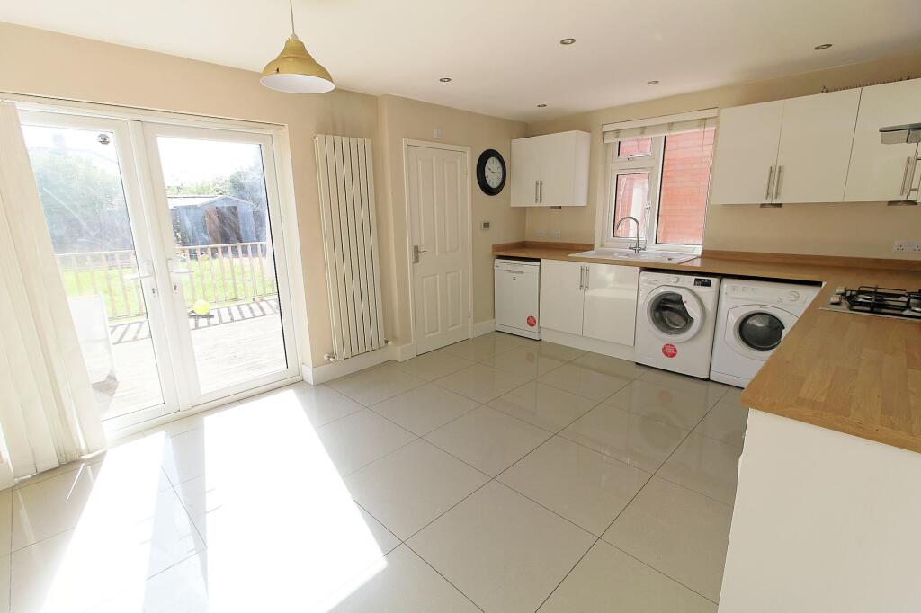 House in Oadby and Wigston, Leicestershire - View 4