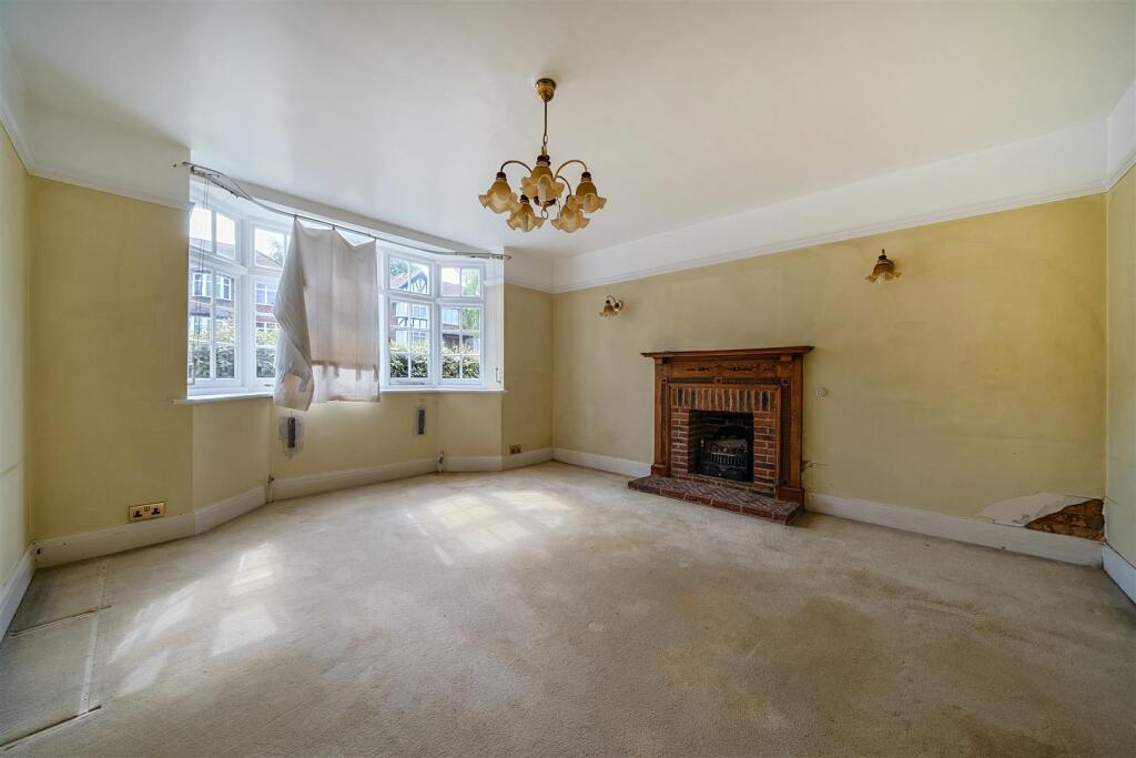 House in London - View 3