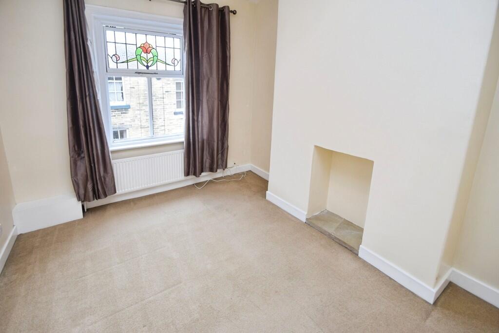 House in Bradford - View 5