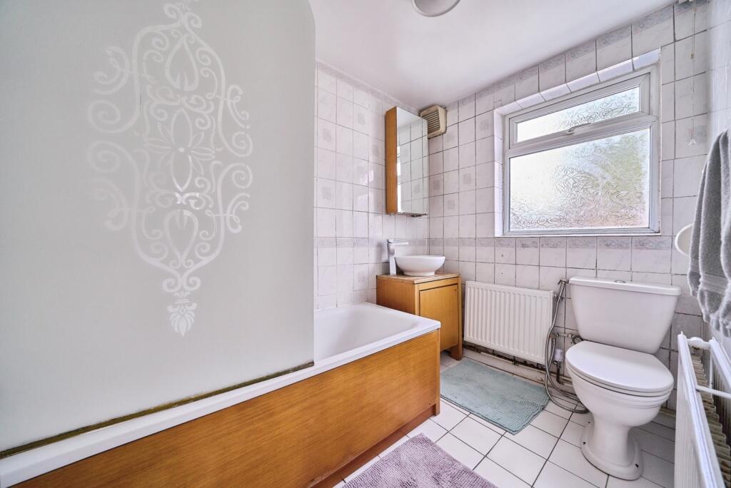Albert Road, Walthamstow, E17 - View 4