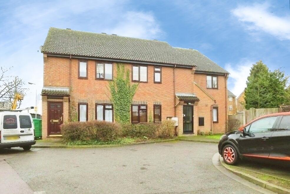 Main image of property: Hammet Close, Hayes