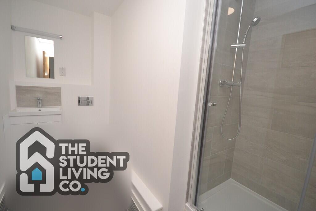 Apartment in Nottingham - More