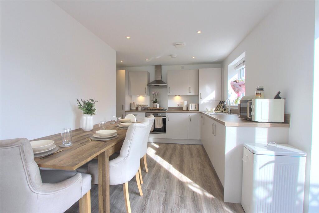 Foxglove Close, Redcar photo 3