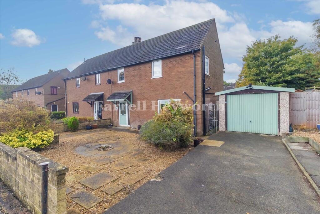 3-bed semi-detached on St. Wilfrids Park, Lancaster, Halton, £380,000