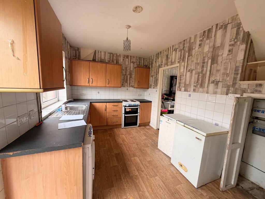 190 Winchester Avenue, Grimsby DN33 1JR photo 5