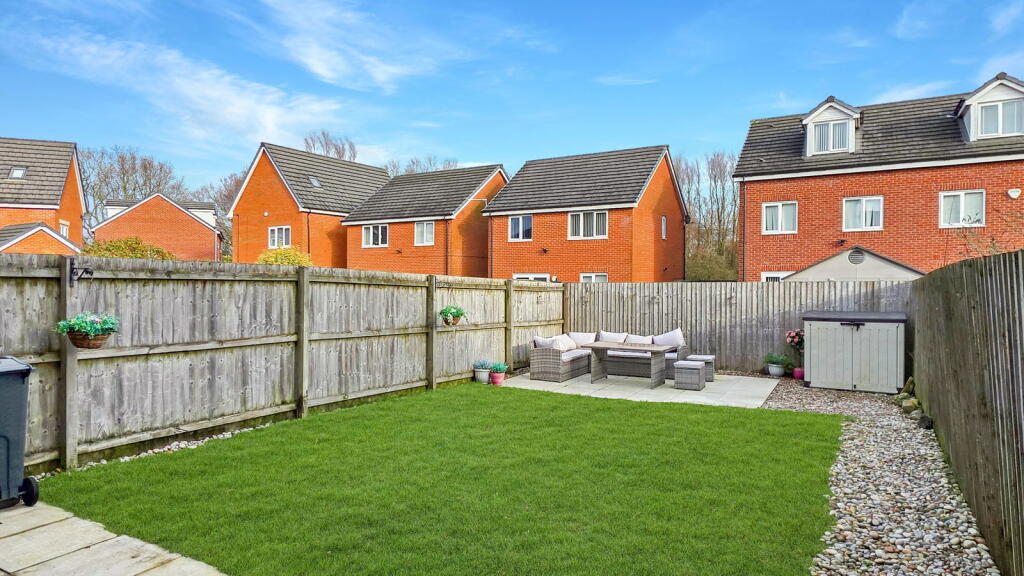 Main image of property: Yarn Close, Walkden M28 3UG