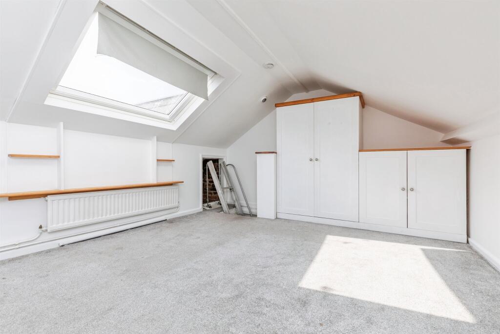 House in Hastings, Trinity Triangle, Blacklands - View 4