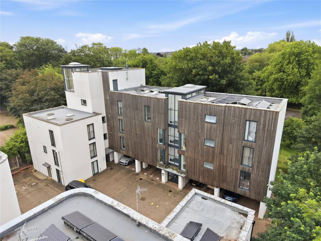 Main image of property: Hardy Close, Chelmsford, Essex, CM1