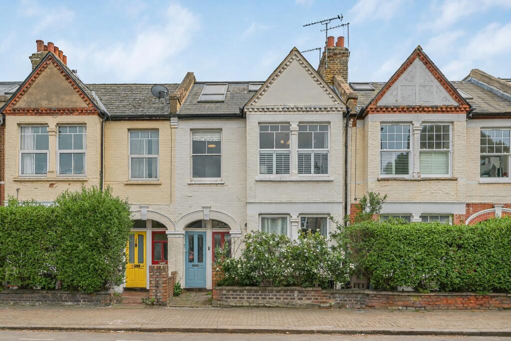 Main image of property: Penwith Road, Earlsfield, London, SW18