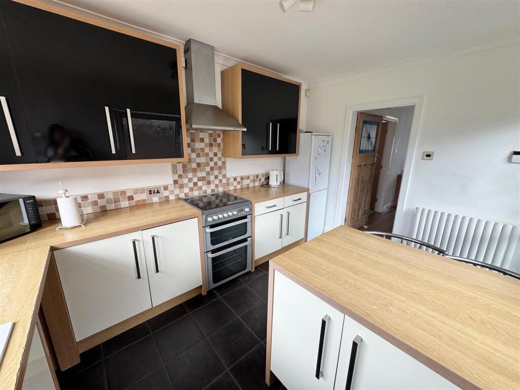 Norbury Drive, Mansfield - View 6