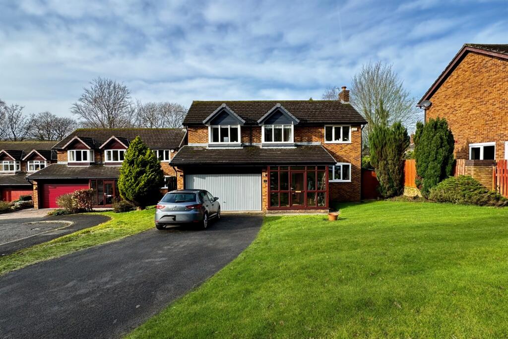 Main image of property: Fairways Close, Glossop