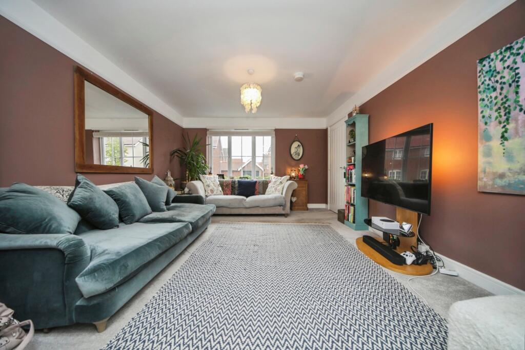 House in Mid Suffolk, Elmswell - View 3