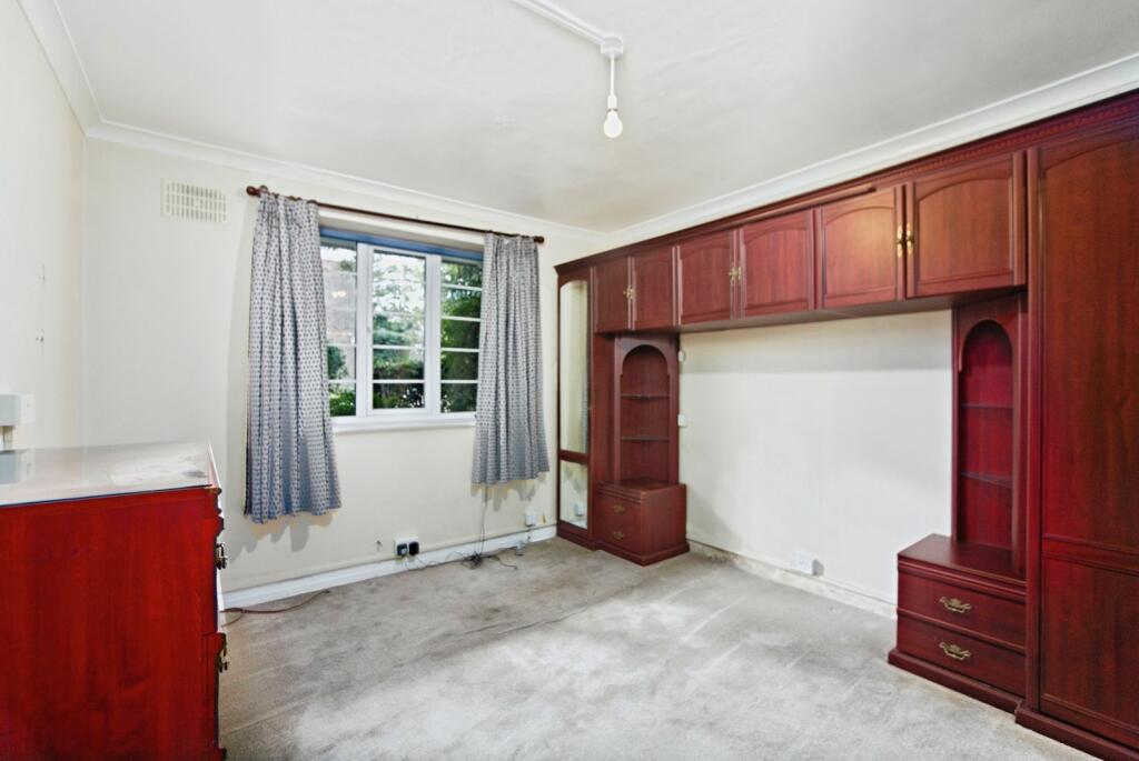 Apartment in Croydon - View 5